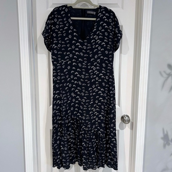 Mint Velvet Dress Sz 14 US Black White Short Sleeve Maxi Boho V Neck Lined Slit - Picture 1 of 14